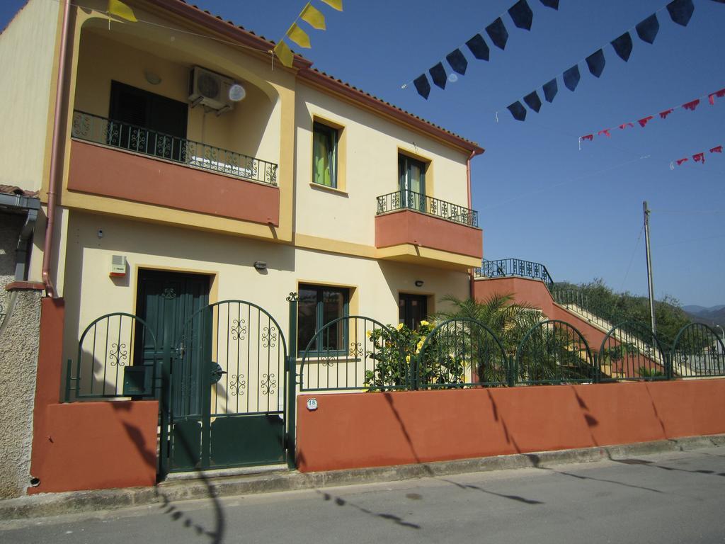 Casa Vacanze - Villa San Pietro Exterior foto